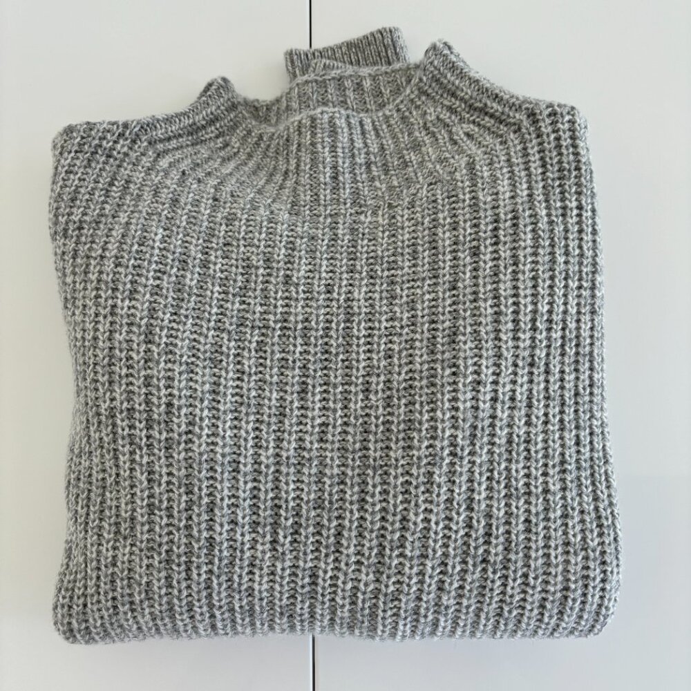 Knit sweater